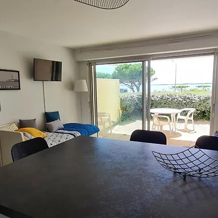 Moderne Rdc Avec Garage Et Terrasse - Fr-1-550-21 公寓 *