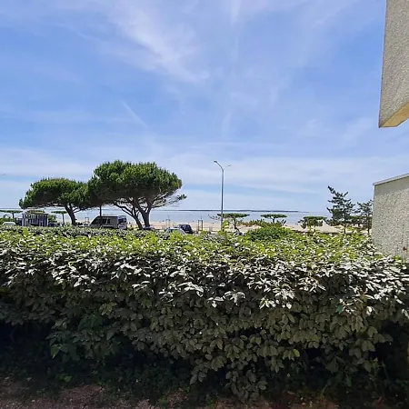 Moderne Rdc Avec Garage Et Terrasse - Fr-1-550-21